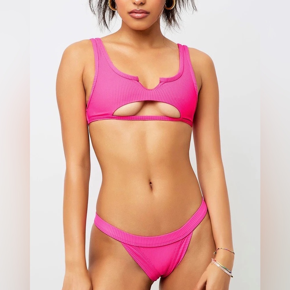 Frankie’s bikinis Cole set in pink
